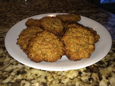 Peanut Butter Oatmeal Chocolate Chip Cookies (now thats a mouthful:)