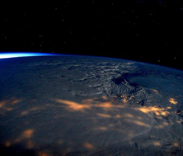 Astronaut Kjell Lindgren Posting from Earth