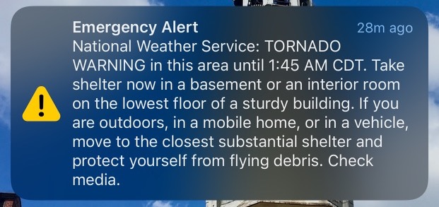 A+tornado+warning%2C+as+seen+on+this+phone+screen.%0A%0AStowellg.+Permission+to+share+under+license+CC+BY-SA+4.0.+https%3A%2F%2Fcreativecommons.org%2Flicenses%2Fby-sa%2F4.0%2Fdeed.en