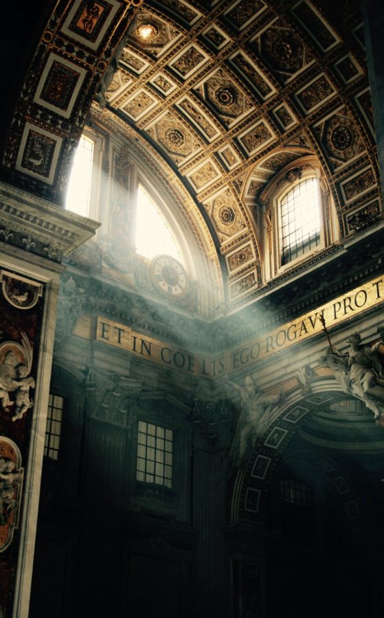 St.+Peters+Basilica%2C+Citt%C3%A0+del+Vaticano%2C+Vatican+City+%2F%2F+Free+to+use+under+Unsplash+License